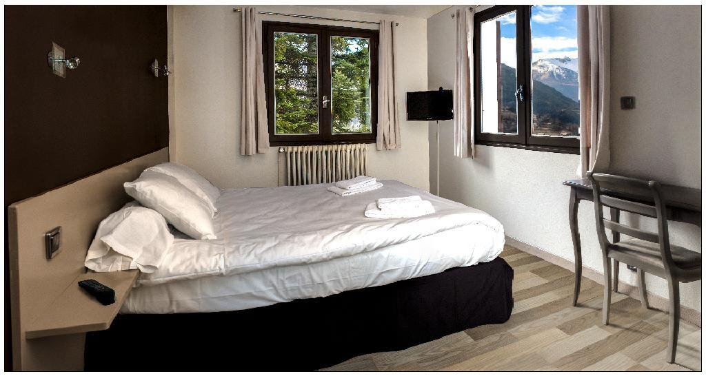 La Bonne Auberge Ризуль Экстерьер фото