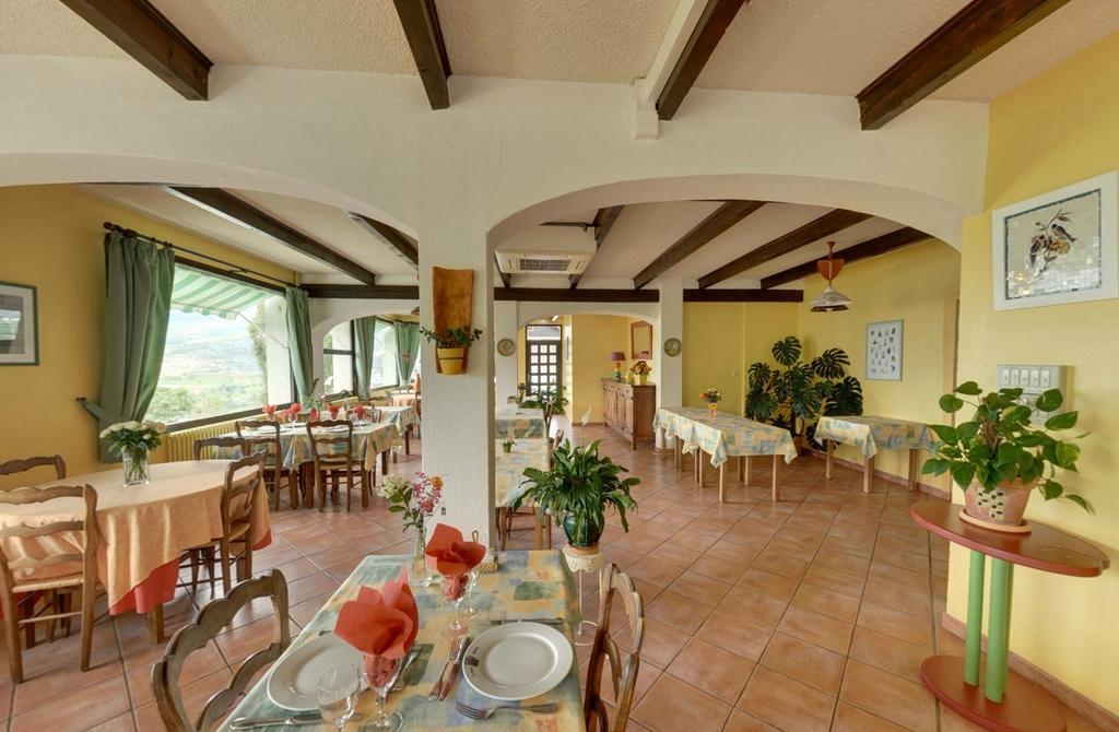 La Bonne Auberge Ризуль Экстерьер фото