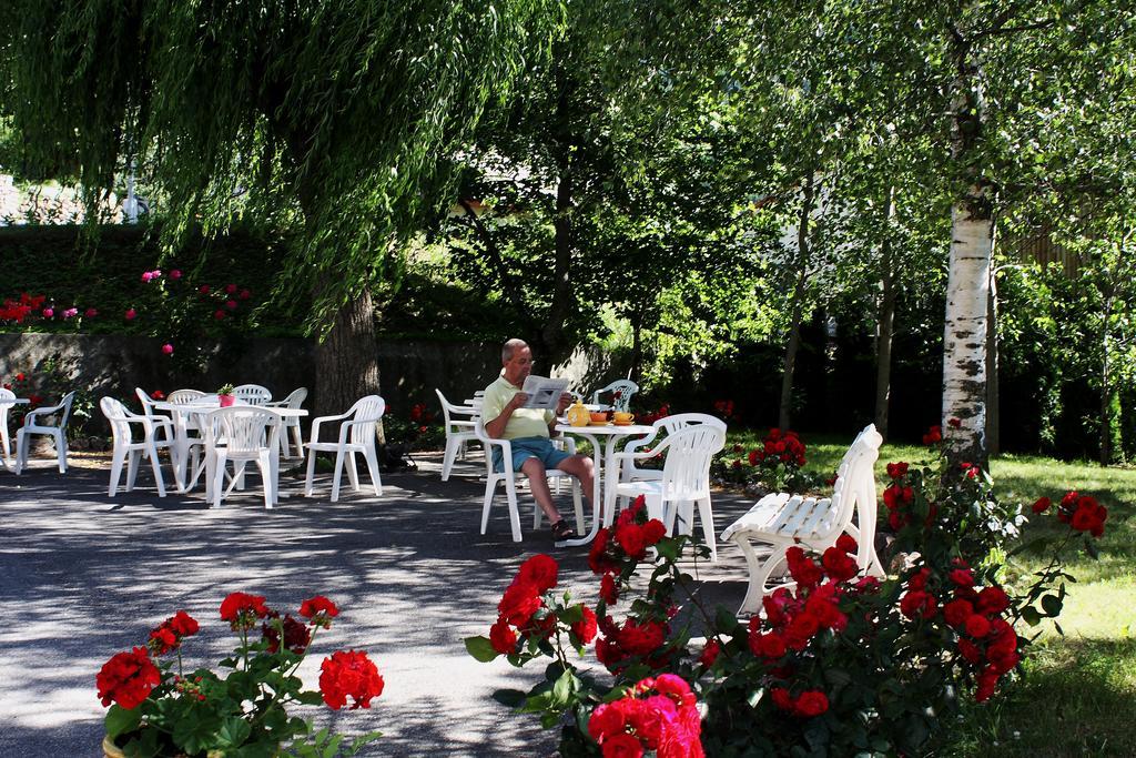 La Bonne Auberge Ризуль Экстерьер фото